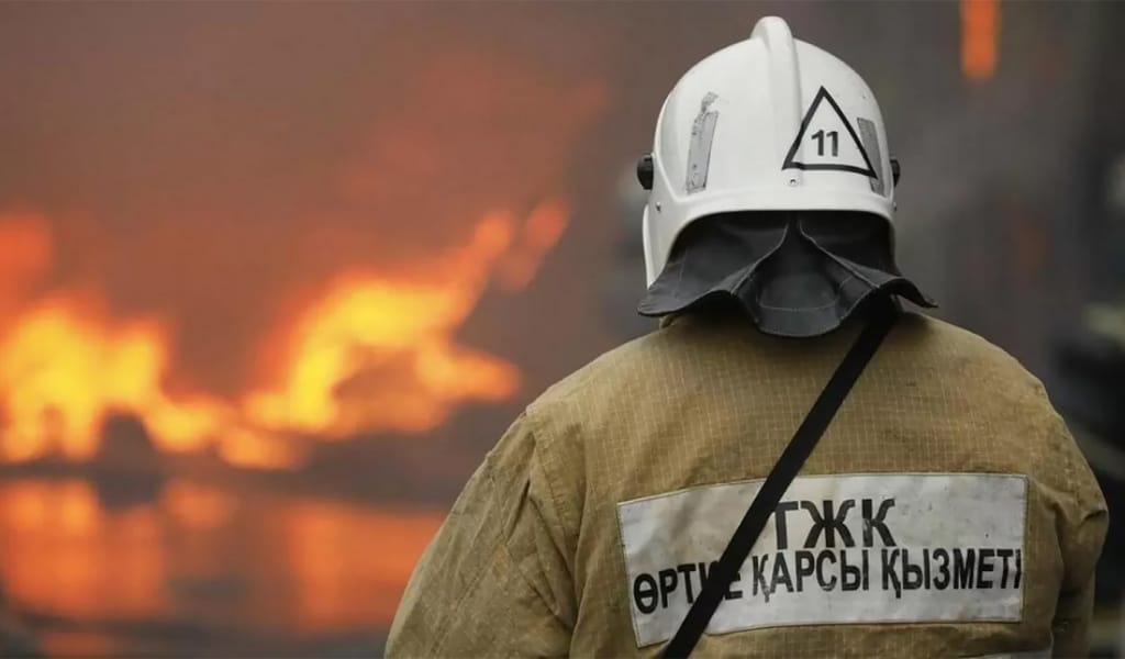 Жетісу облысында пәтерден өрт шығып, 2 бала құтқарылды