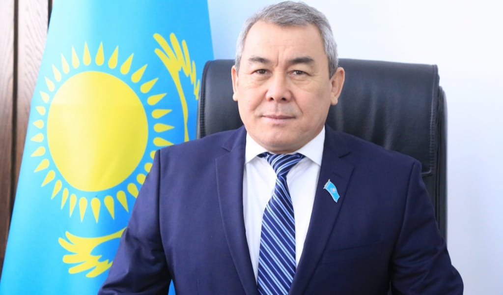 &nbsp;&nbsp;&nbsp;Ауылына қарап, азаматын таны