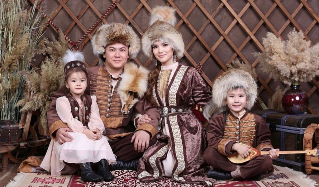 «Тілсіз» ою һәм жабылған шапан немесе төл киім қашан төрге озады?