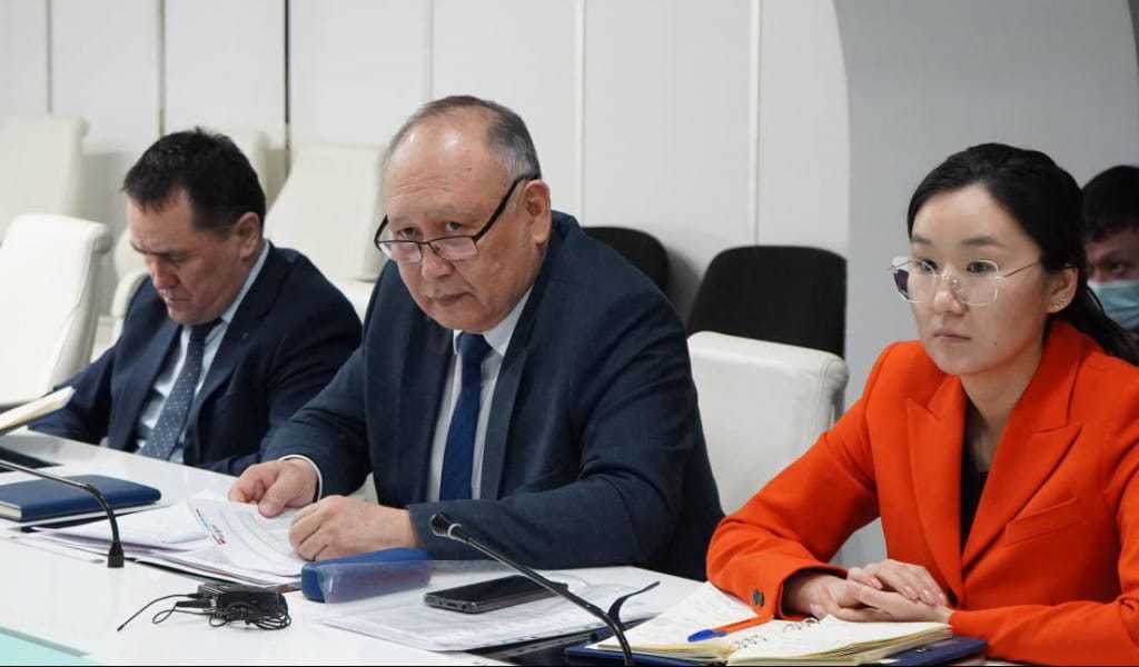 ҚАЗАҚСТАН МЕН ФРАНЦИЯ БАЛҚАШ КӨЛІ БАССЕЙНІНЕ АУҚЫМДЫ ЗЕРТТЕУ ЖҮРГІЗУ МҮМКІНДІГІН ҚАРАСТЫРЫП ЖАТЫР