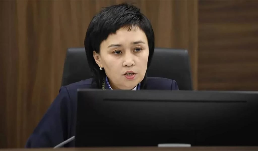 Судья Бишімбаевтың сотынан журналистерді шығарып жіберді