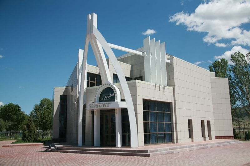 Қарт Тараздан Қарасазға