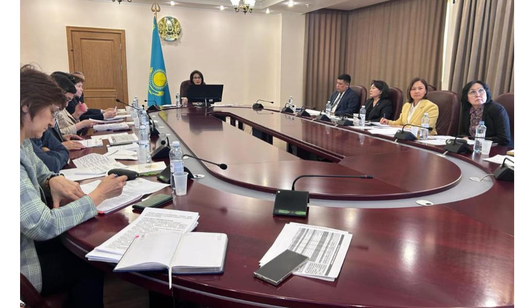 &laquo;ДЕНСАУЛЫҚ САҚТАУ ЖҮЙЕСІНДЕГІ БАЛАЛАРДЫҢ ДЕНСАУЛЫҒЫ БАСТЫ ОРЫН АЛАДЫ&raquo; - МИНИСТР ӘЛНАЗАРОВА