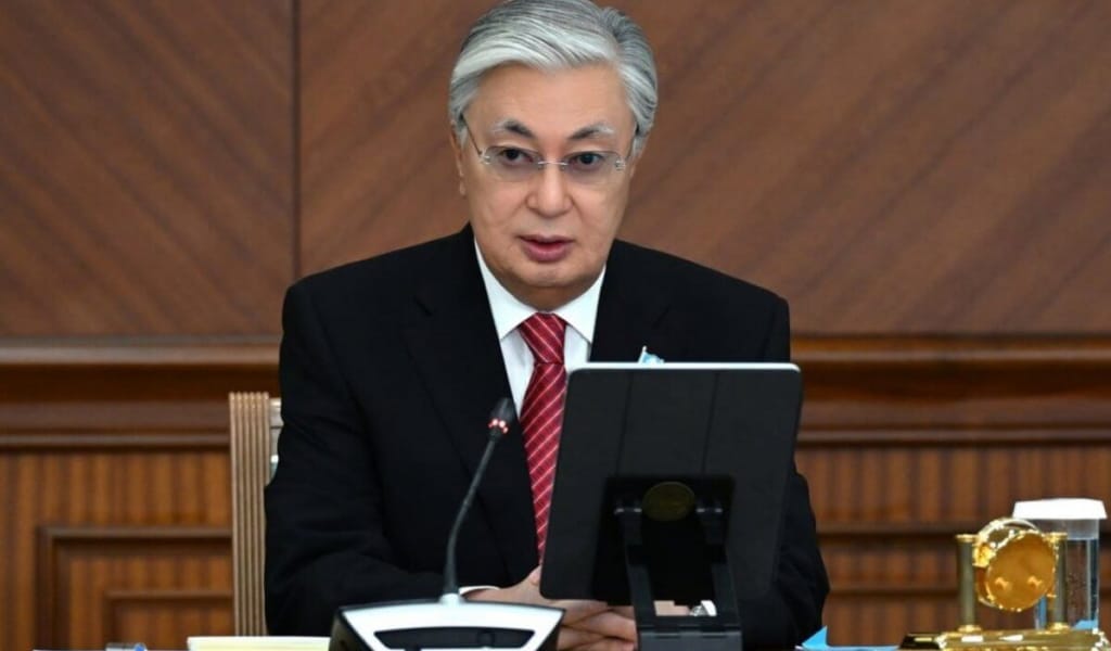 "Қазақтың мемлекеттігіне қарсы кейбір теріс пиғылды адамдар қарап отырмайды": Тоқаев ең басты міндетті атады