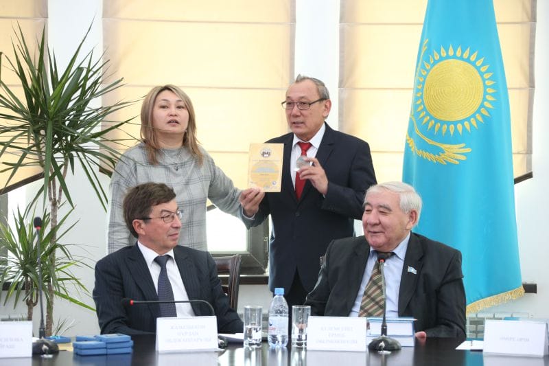 АЛАШ ИДЕЯЛАРЫ ӘЛІ ДЕ ӨЗЕКТІ