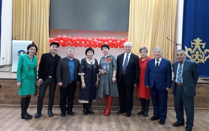 Үш бәйтерек