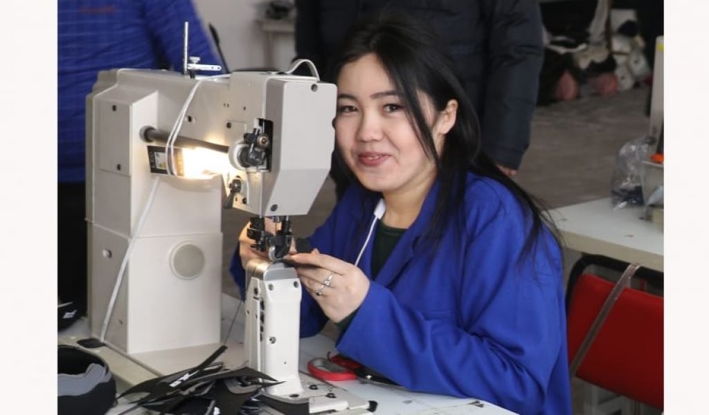 Аяқкиім шығарып, пайдаға кенелген кәсіпкер