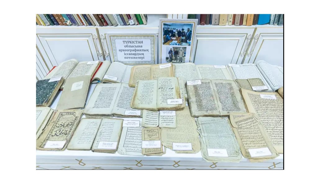 ТҰҢҒЫШ ТҮРКІ ТІЛІНЕ АУДАРЫЛҒАН ҚҰРАННЫҢ КӨШІРМЕСІ ҚАЗАҚСТАНҒА КЕЛДІ