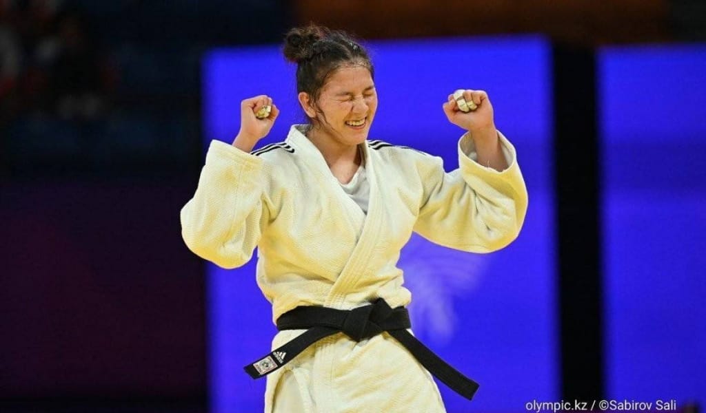 ДЗЮДОШЫ. АТА-АНАМДЫ ЖЫЛДАП КӨРМЕЙТІН КЕЗ БОЛАДЫ