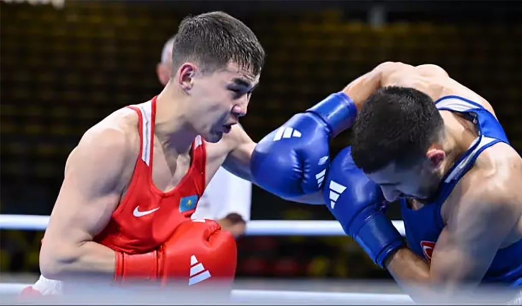 Бокс конфедерациясы қазақ боксшының жеңісін атап өтті