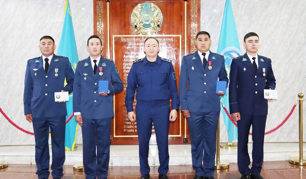 Айбынды ерлер