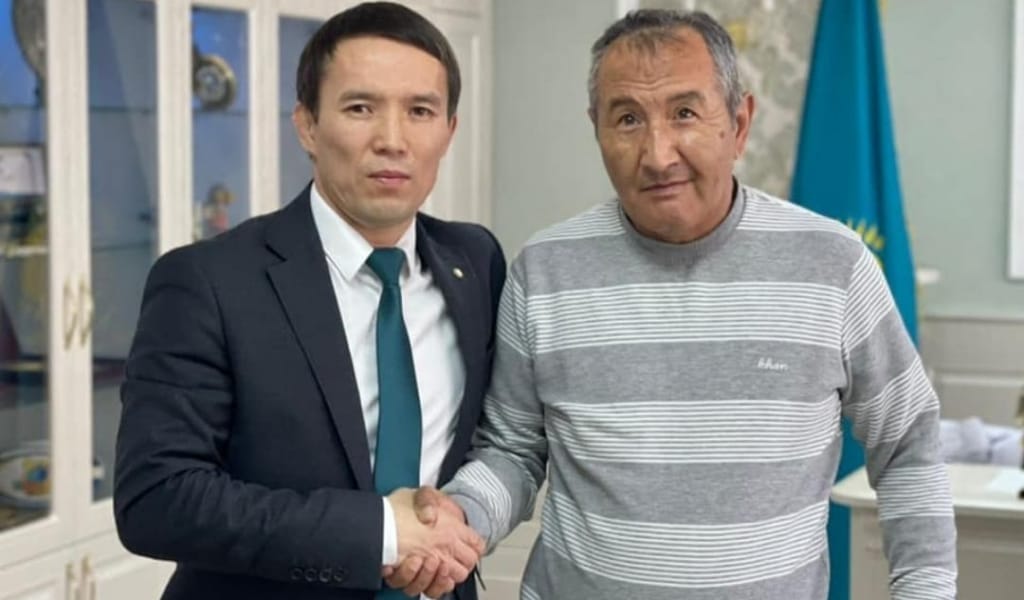 ЖҮГЕРІ ДЕ САТҚАН