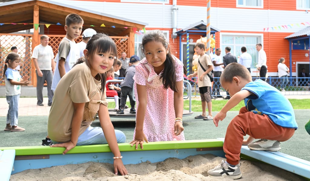БАЛАБАҚША АШЫЛЫП, ПӘТЕР КІЛТІ ТАБЫСТАЛДЫ
