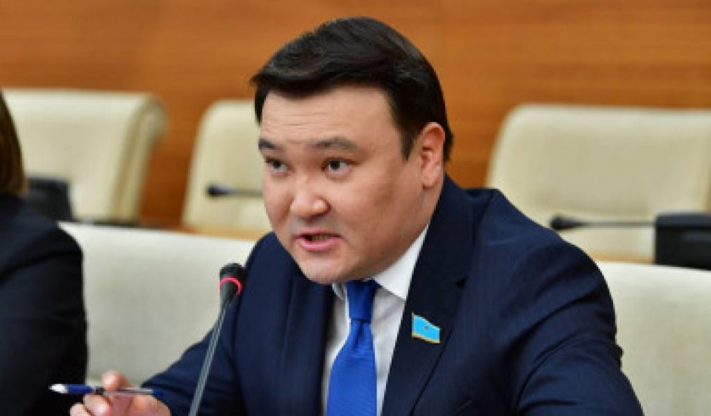 ДЕПУТАТ КӨКПАРДАН ҚАЗАҚ ПЕН ҚЫРҒЫЗ ОЙЫНЫНА ҚАТЫСТЫ ПІКІР БІЛДІРДІ