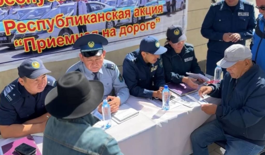 &ldquo;Жолда қабылдау&rdquo;: Жетісу облысында 740 азамат құқықтық көмек алды (видео)