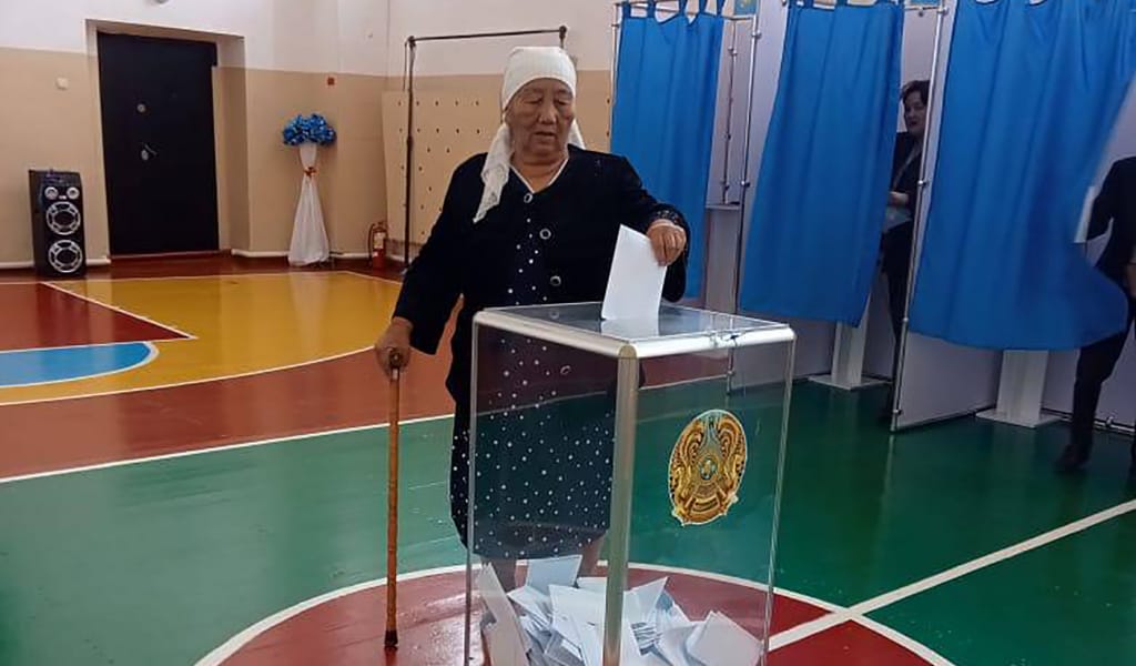 Алакөлде мемлекеттік сыйлық лауреаты дауыс берді