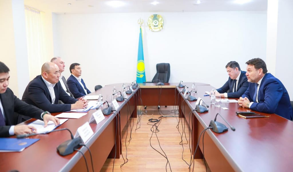ҚАЗАҚСТАН МЕН ФРАНЦИЯ СТРАТЕГИЯЛЫҚ СЕРІКТЕСТІКТІ ЖАҢА САПАҒА КӨТЕРМЕК
