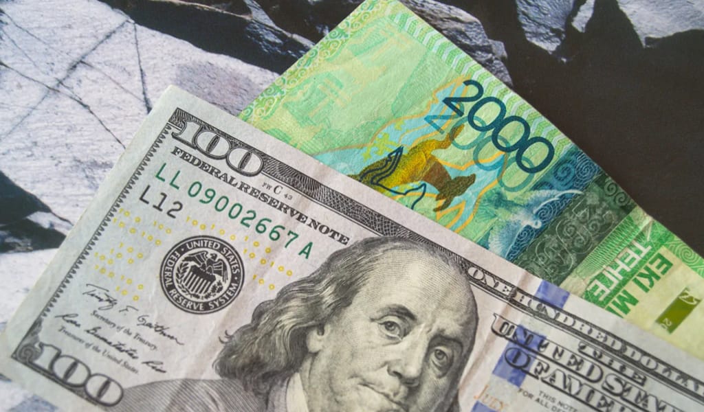 ЖАҢА ЖЫЛ ҚАРСАҢЫНДА ЕЛІМІЗДЕ ДОЛЛАР ҚЫМБАТТАДЫ