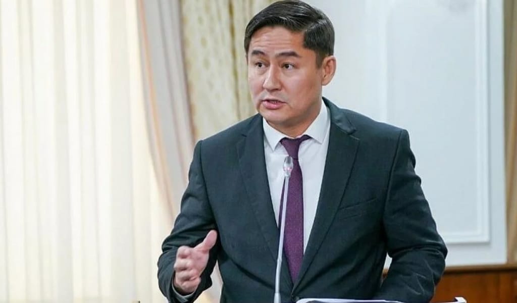 ӘДІЛЕТ МИНИСТРІ ҚЫЗМЕТІНЕН БОСАДЫ