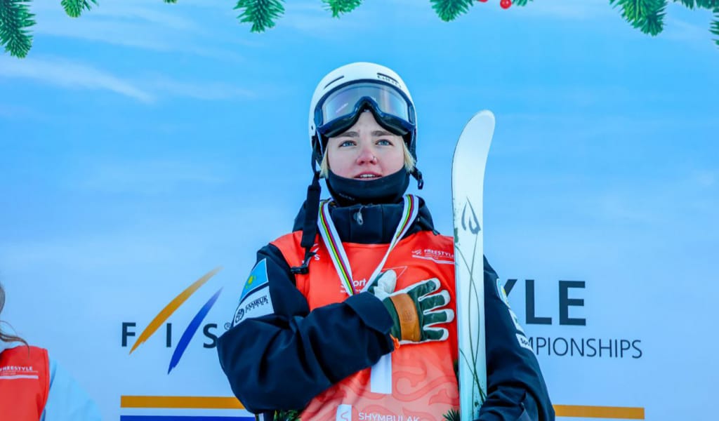 Тұңғыш алтын