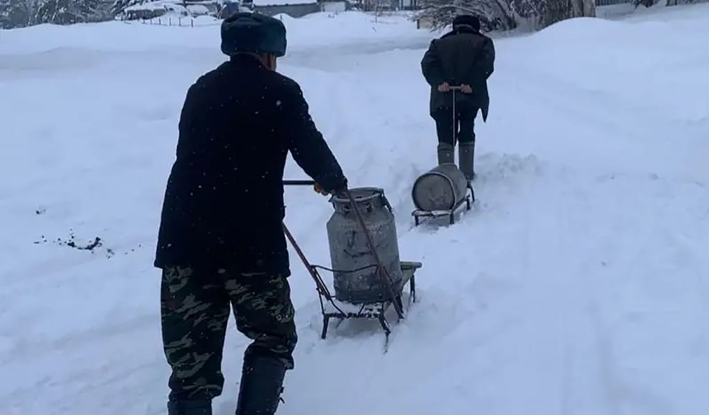 "Уәделеріне тойдық": Жетісу облысында ауызсуды өзеннен ішетін тұрғындар шағым жасады