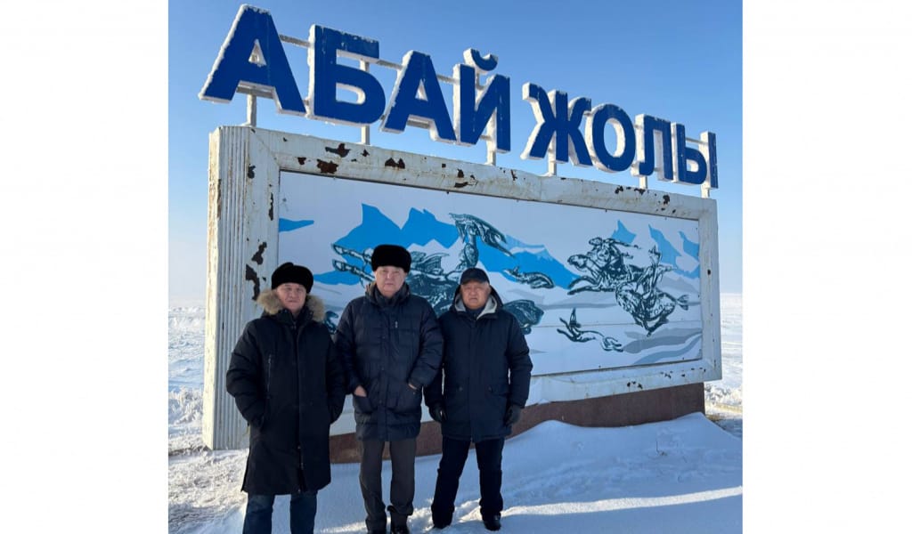 Абай еліндегі ағайындар