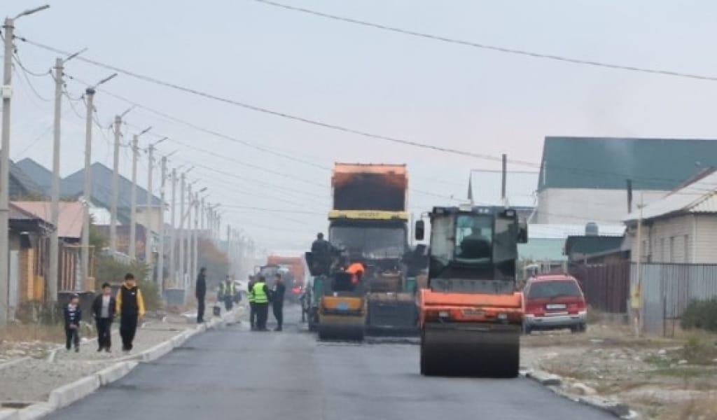 Талдықорғанда жол жөндеу жұмыстары жүйелі