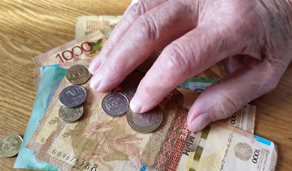 «993 040 теңге»: Қазақстандағы «ең бай зейнеткердің» зейнатақысы көбейді