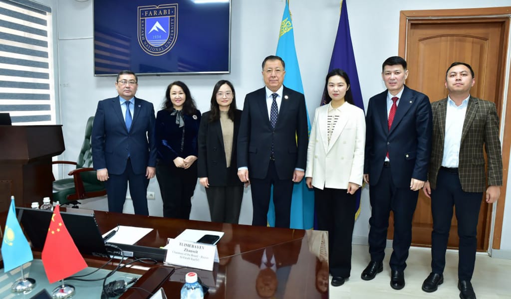 ҚазҰУ Қытай компаниясымен медицина саласын дамытады