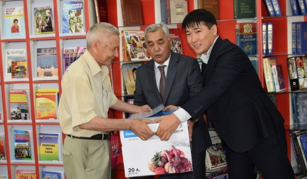 Жан жылытқан жүздесу