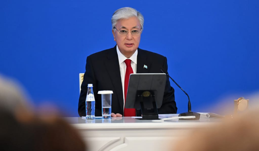 "Жүгенсіздікке жол беруге болмайды": Президент Қазақстанда діни ұйымдардың қызметі реттелетінін айтты