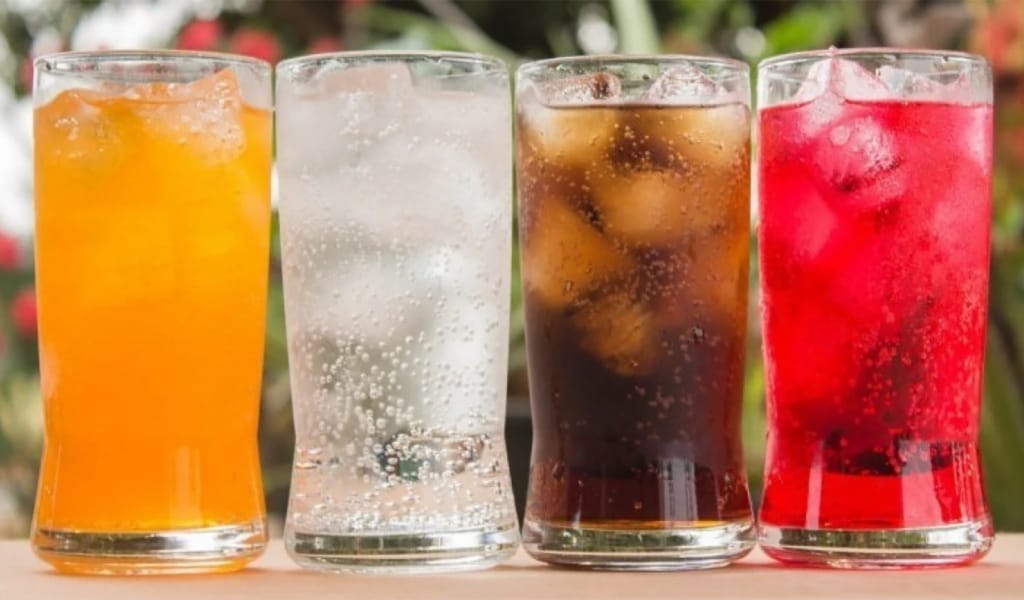 Тәтті сусындар қатерлі ісікке әкелуі мүмкін – ғалымдар дабыл қақты