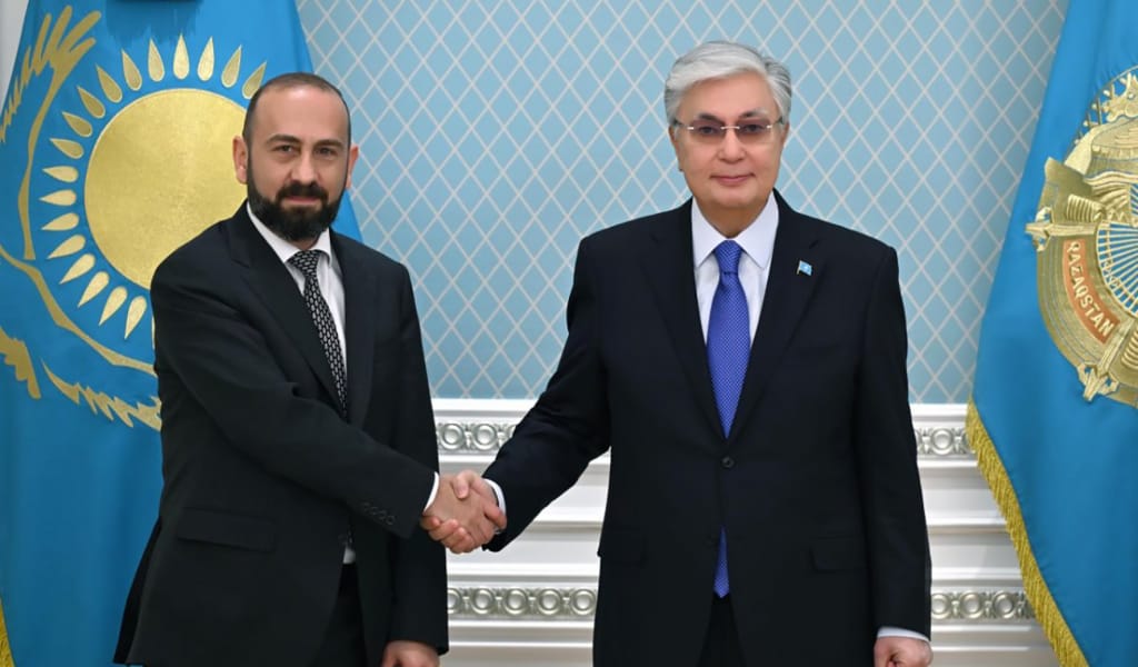 Мемлекет басшысы Арменияның Сыртқы істер министрі Арарат Мирзоянды қабылдады