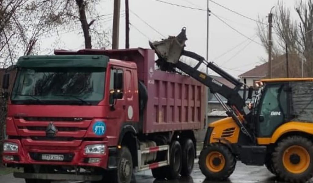 200 тоннаға жуық қоқыс шығарылды