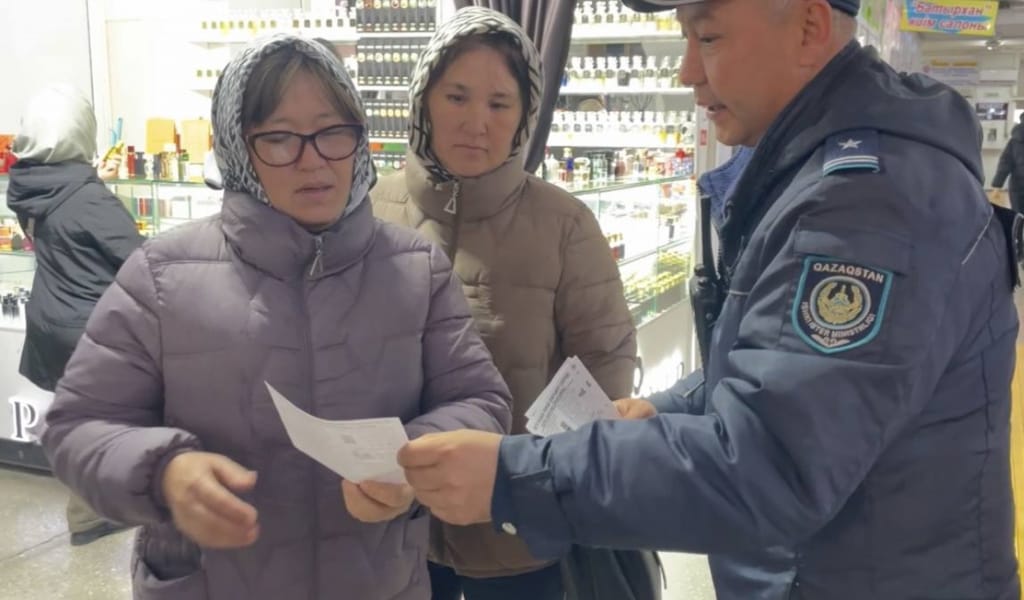 Жетісуда полицейлер интернет-алаяқтықтың алдын алу шараларын күшейтті