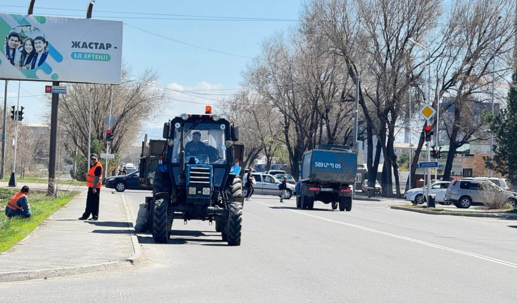 Жолдар жаңарып жатыр: Талдықорғанда 70 көше қайта салынады