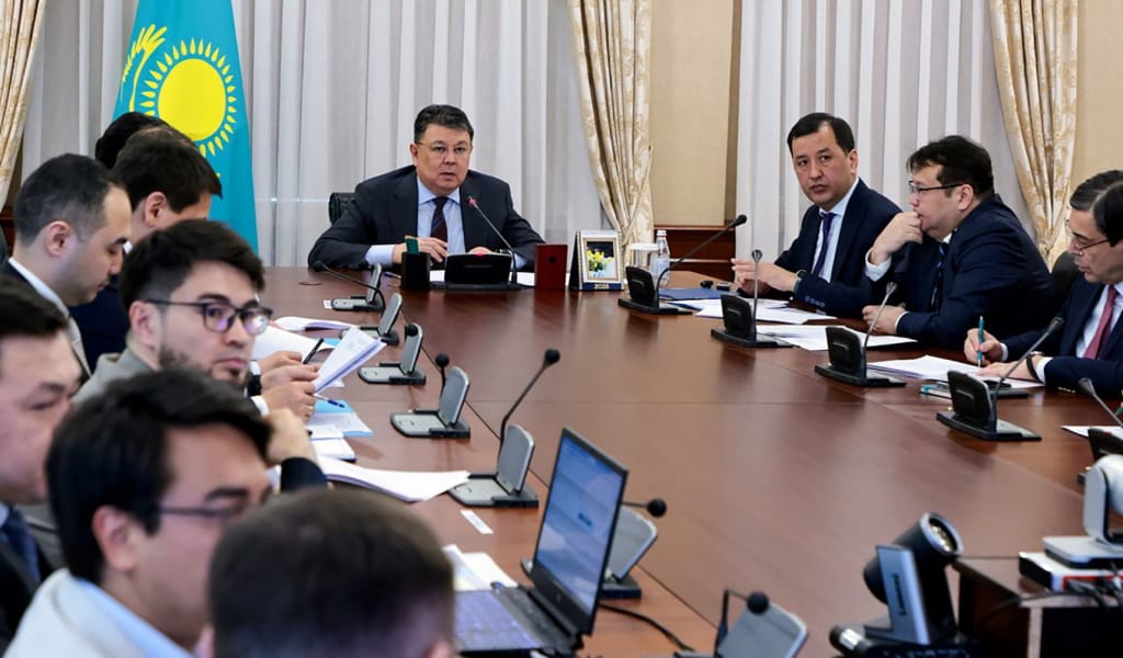 Қанат Бозымбаев өңірлік даму мәселелері бойынша Жобалық офис отырысын өткізді
