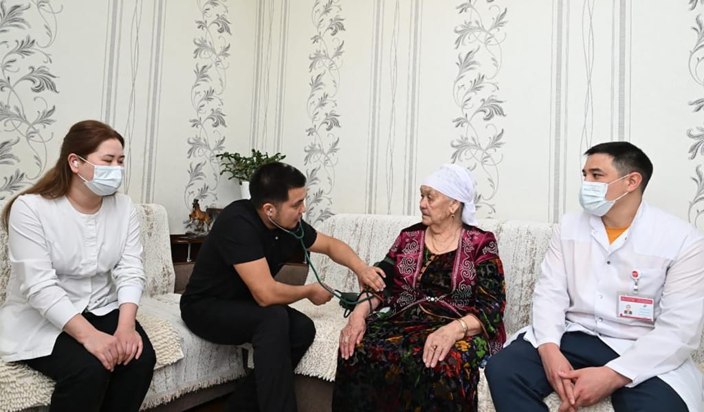 Жетісу облысында денсаулық айлығы аясында 1500 астам тыл ардагеріне дәрігерлер барады