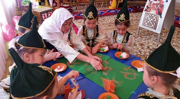 АТА-БАБА ДӘСТҮРІ ҰРПАҚҚА АМАНАТ