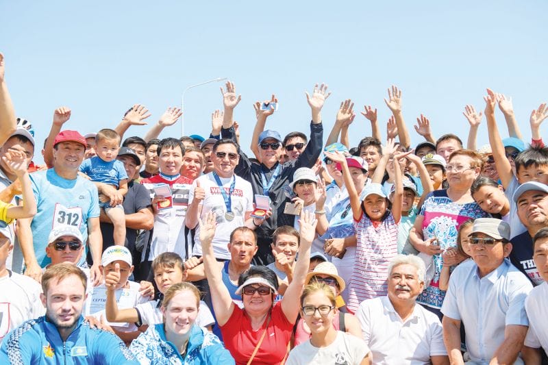 Айдынды Алакөлдің жағасында