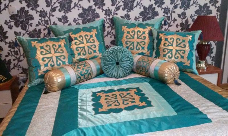 Өмірі - өнер, тігінші шебер - Гүлстан