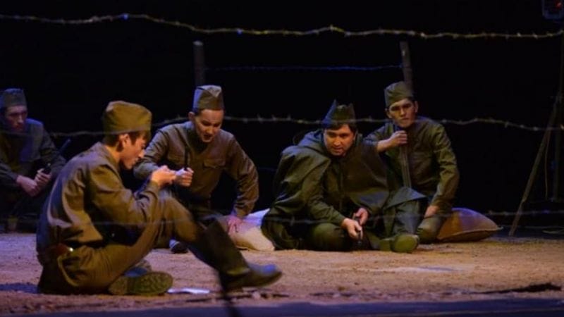 Қаһарман қаламгер