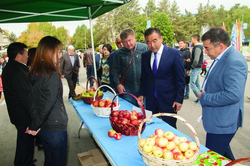 ТУҒАН КҮНІҢМЕН, ТЕКЕЛІ!