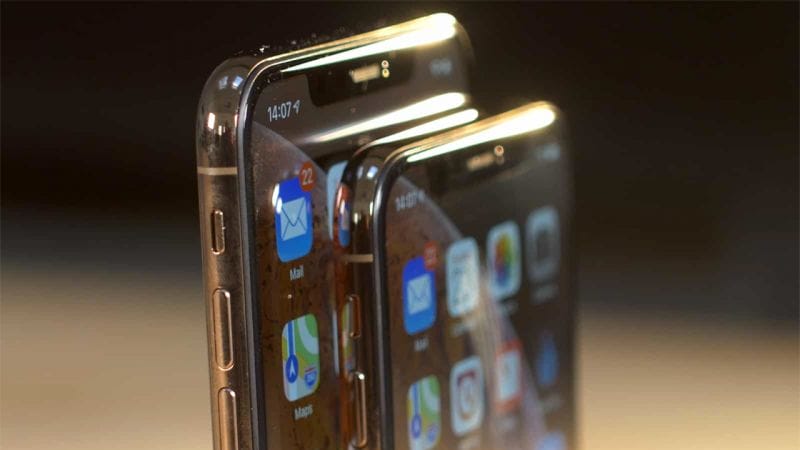 iPhone Xs және iPhone Xs Max Kcell Store дүкендерін де сатылады.