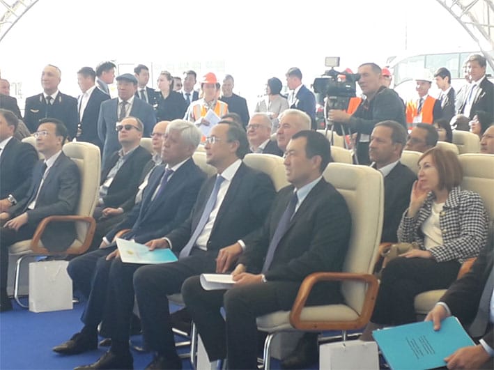 ШЕКАРА ШЕБІНДЕ ШЕТЕЛДІКТЕР КЕЗДЕСТІ