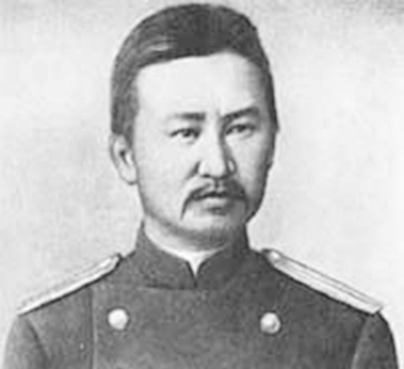 Сырттанов жазған ата заң