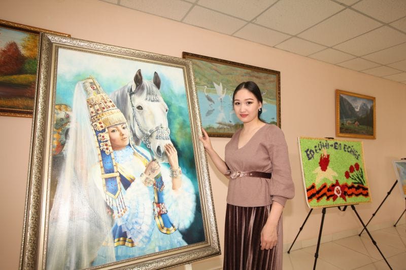 СУРЕТ ТІЛСІЗ СӨЙЛЕЙДІ