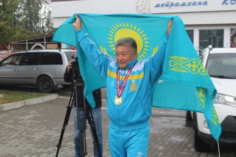 ЛАТВИЯДАН ЖЕҢІСПЕН ОРАЛДЫ