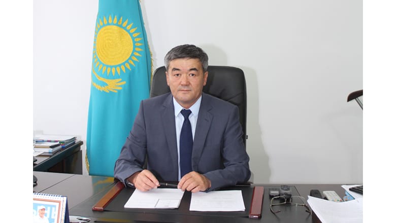 Бағлан ТӘНЕКЕНОВ: "ТҮС МЕЗГІЛІНДЕ ГАЗЕТ-ЖУРНАЛ ОҚИМЫН"