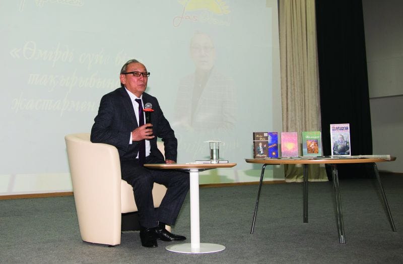 Әміре ӘРІН: "КҮНІНЕ ТӨРТ ТОННА ЦЕМЕНТ ҚҰЙДЫМ"